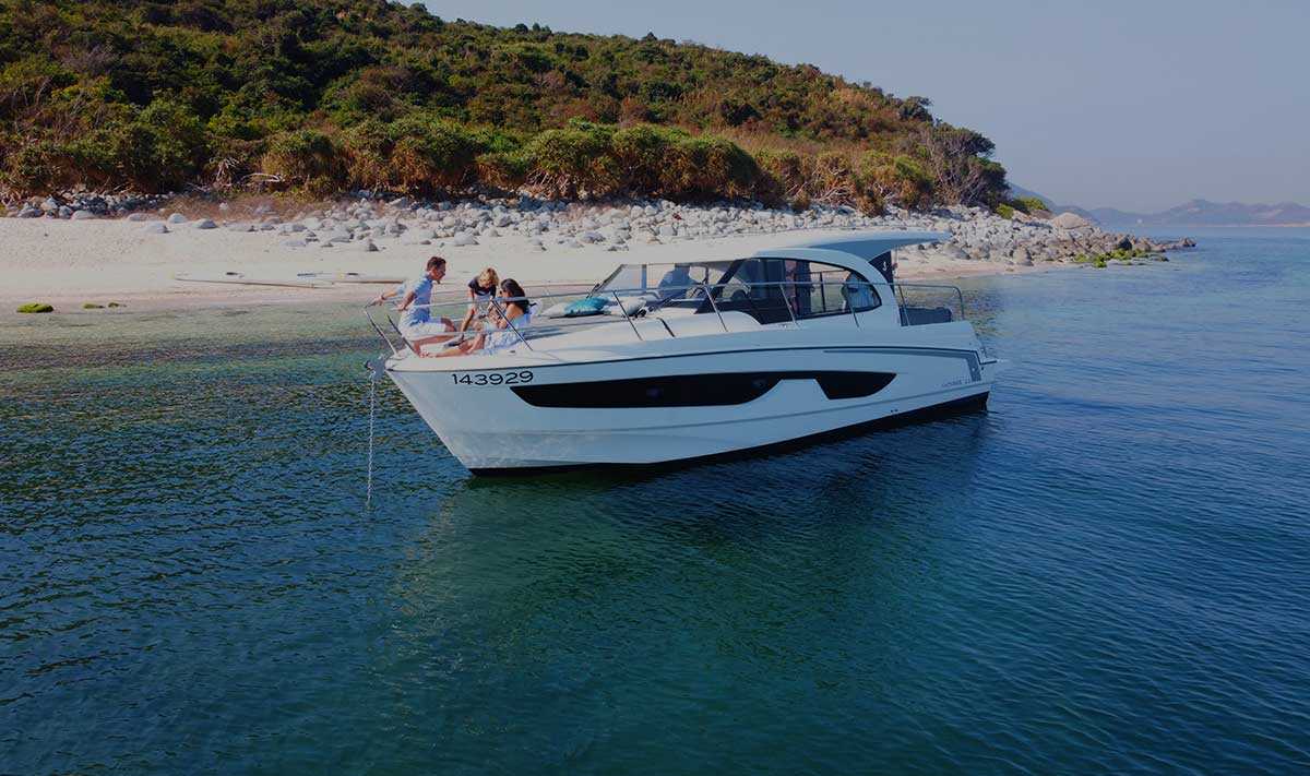 Island Hopping & Beach Visits hero image